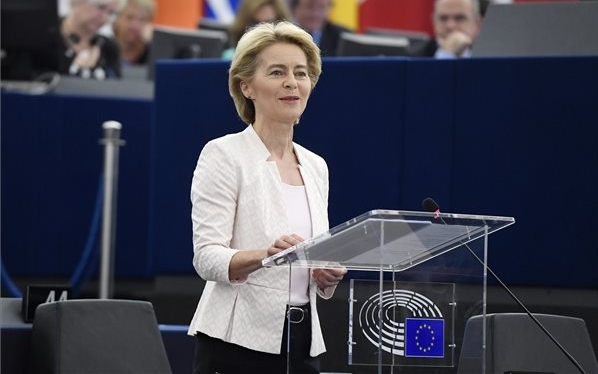 Nyilvánosságra hozta a biztosjelöltek névsorát Ursula von der Leyen