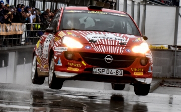 Kategóriagyőzelem a Szilveszter Rallyn